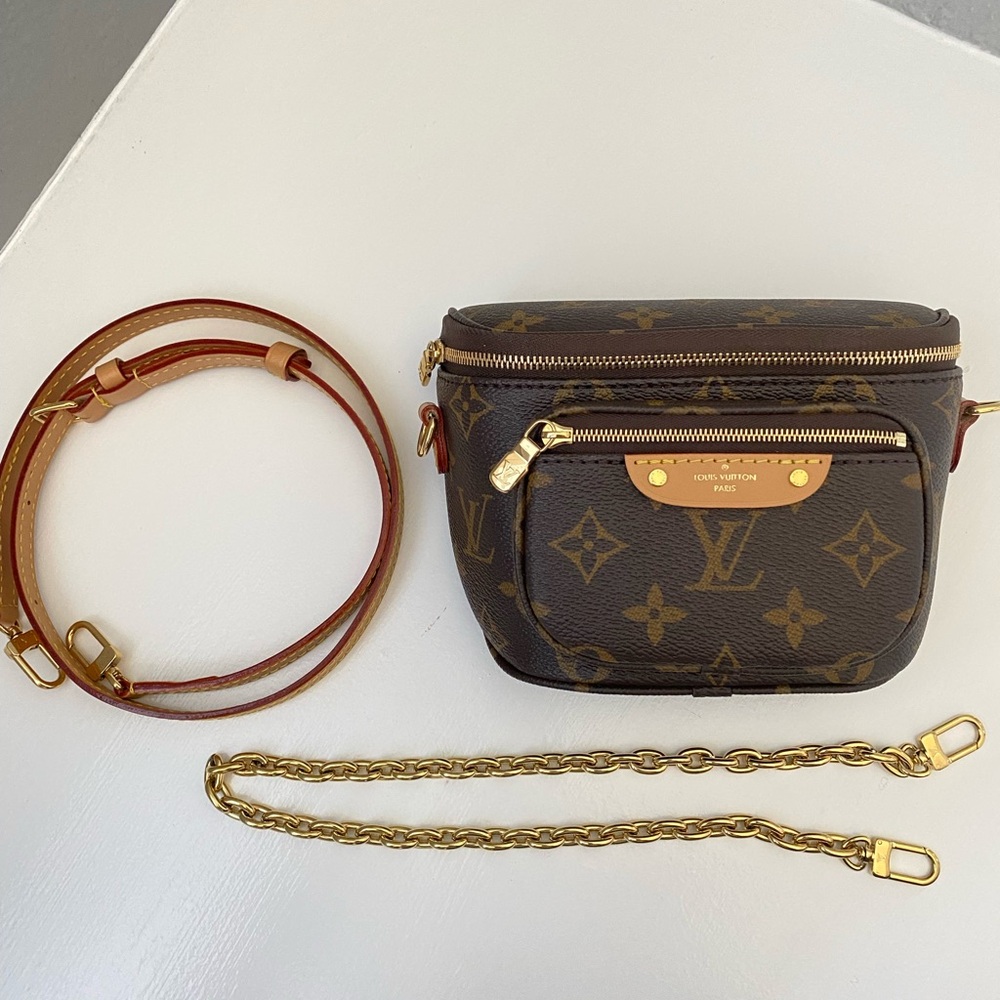 Authentic Louis Vuitton mini bumbag monogram - Picture 3 of 15
